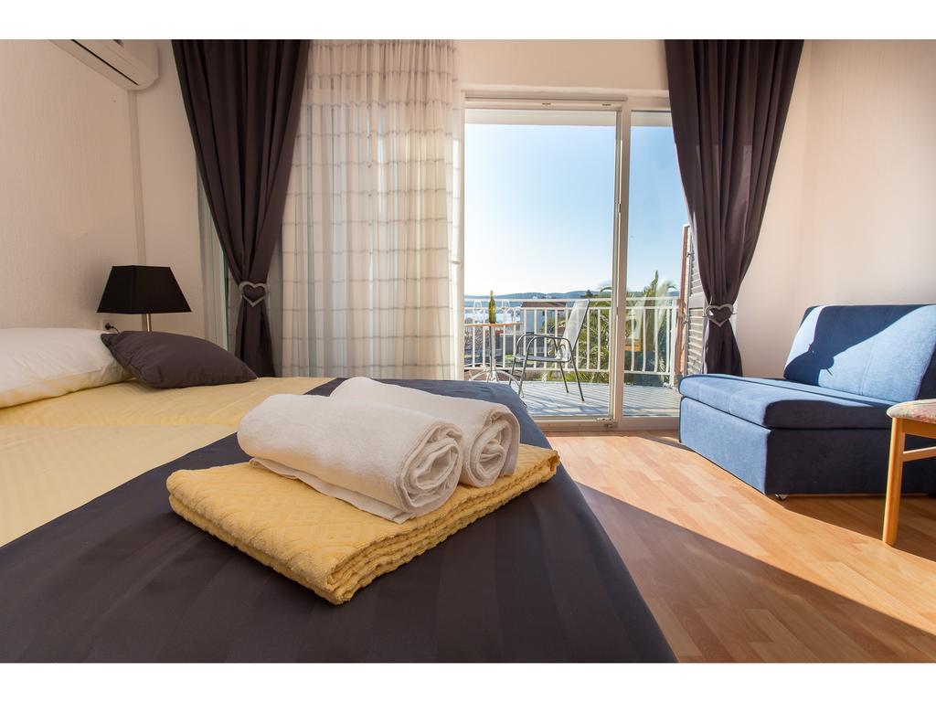Lanterna Rooms 图兰杰 外观 照片