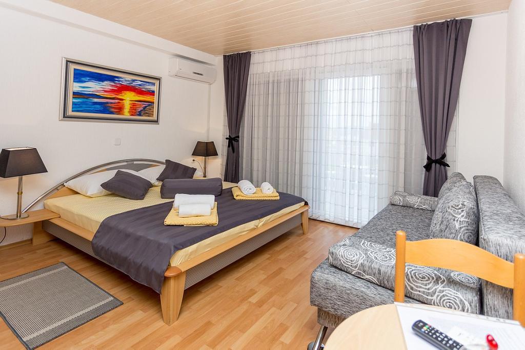 Lanterna Rooms 图兰杰 外观 照片