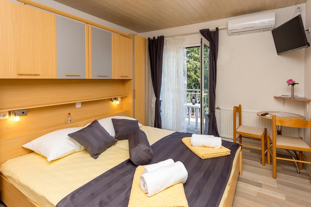 Lanterna Rooms 图兰杰 外观 照片