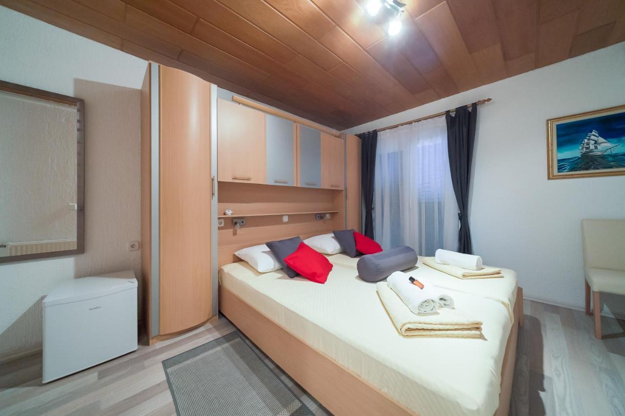 Lanterna Rooms 图兰杰 外观 照片