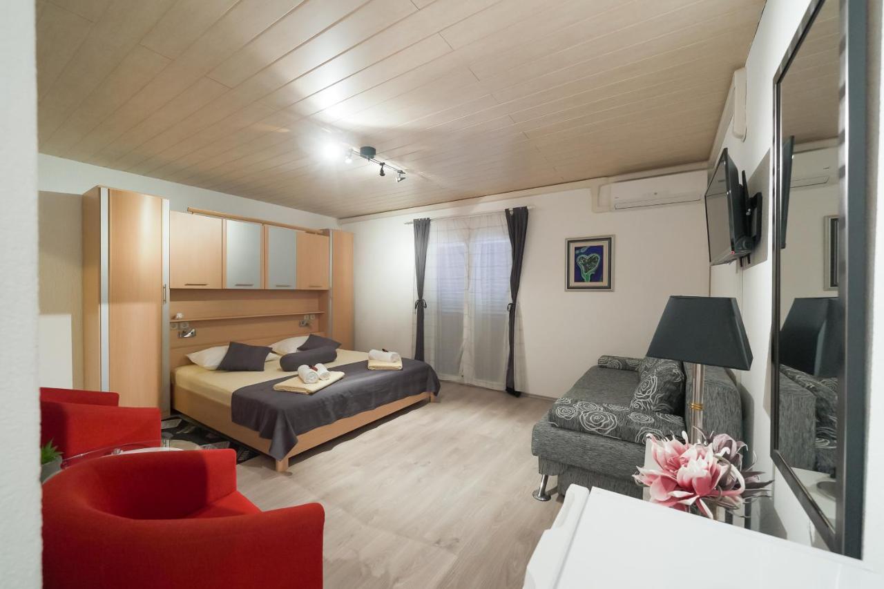 Lanterna Rooms 图兰杰 外观 照片