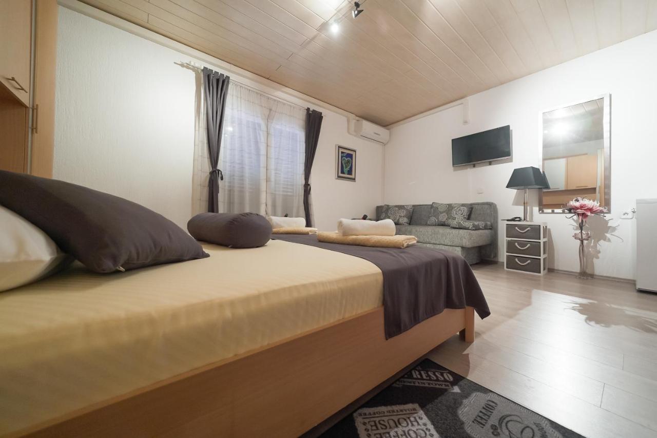 Lanterna Rooms 图兰杰 外观 照片