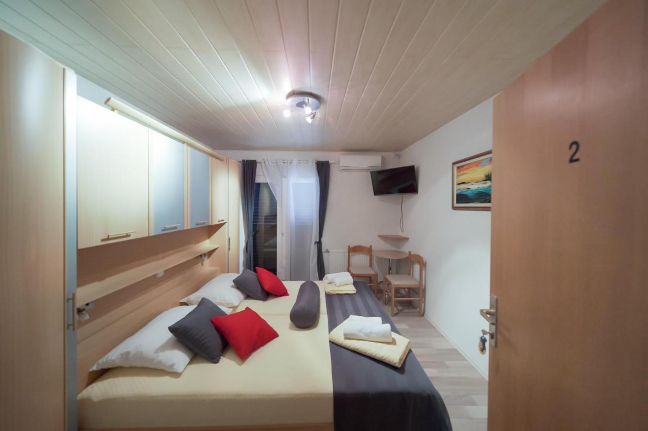 Lanterna Rooms 图兰杰 外观 照片